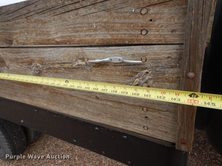 image for item IV9853 1949 Chevrolet 6400  dump flatbed truck