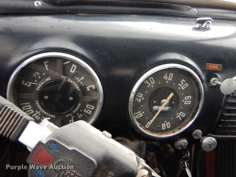 image for item IV9853 1949 Chevrolet 6400  dump flatbed truck