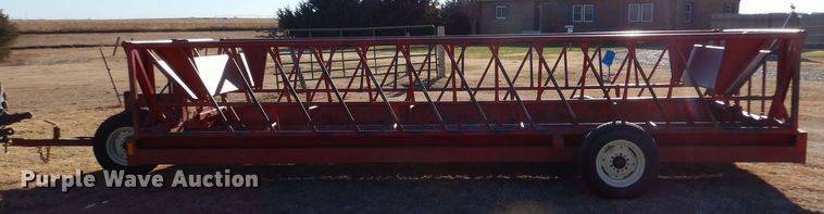 image for item IV9866 Titan West EZMT  hay bale feeder