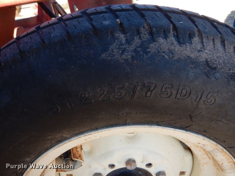 image for item IV9866 Titan West EZMT  hay bale feeder