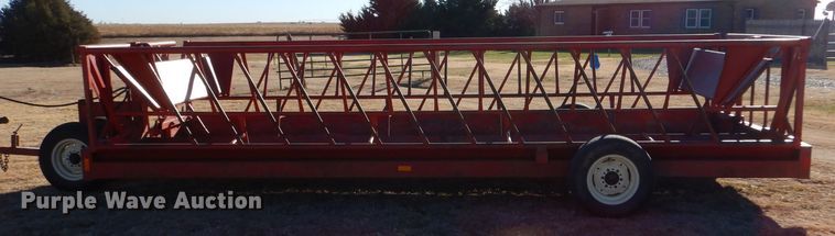 image for item IV9867 Titan West EZMT  hay bale feeder