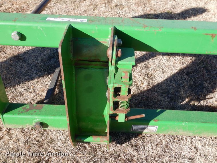 image for item IV9868 Frontier  bale spear