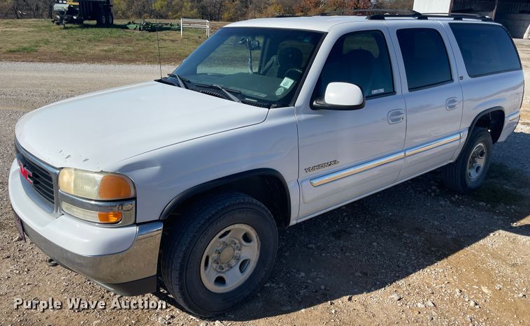 image for item IX9560 2000 GMC Yukon XL 2500  SUV