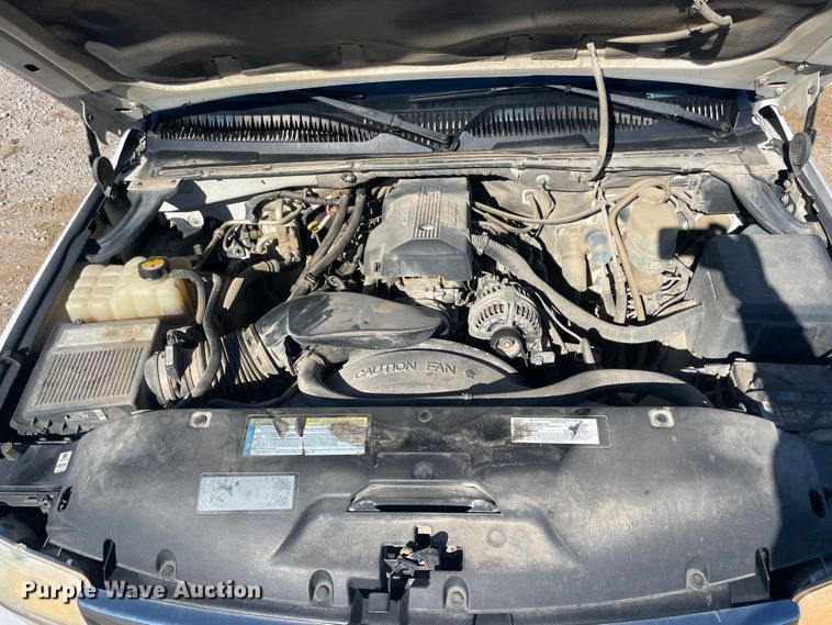 image for item IX9560 2000 GMC Yukon XL 2500  SUV