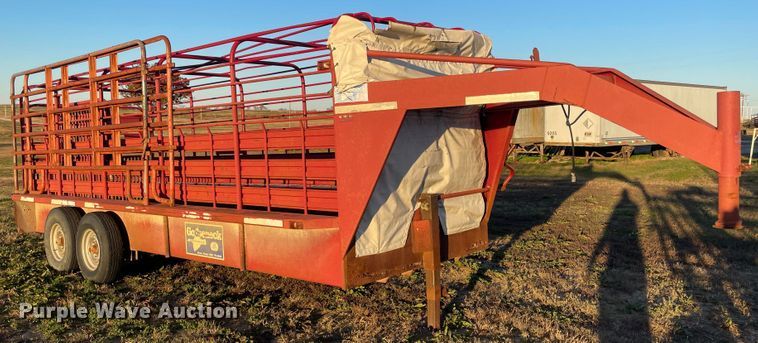 image for item IX9563 1995 Gooseneck A6A1  livestock trailer