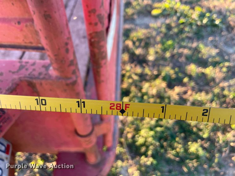 image for item IX9563 1995 Gooseneck A6A1  livestock trailer