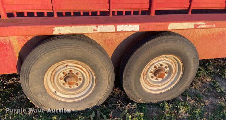 image for item IX9563 1995 Gooseneck A6A1  livestock trailer