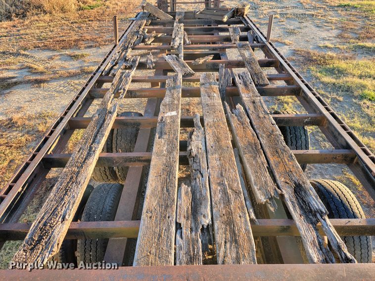 image for item IX9564 1982 Triangle K  equipment trailer