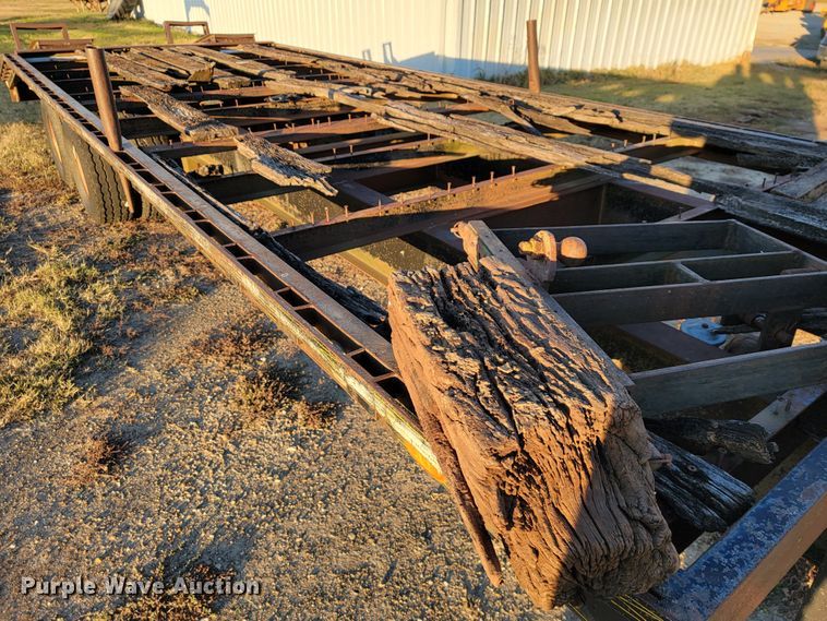 image for item IX9564 1982 Triangle K  equipment trailer