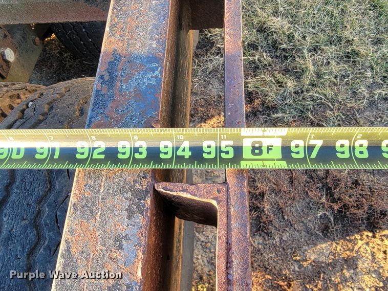 image for item IX9564 1982 Triangle K  equipment trailer