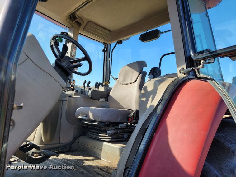 image for item IX9565 2003 Case IH MXM155  tractor