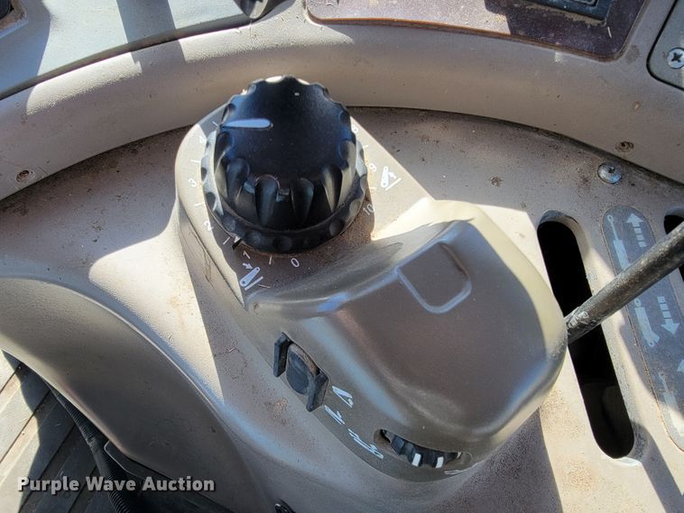 image for item IX9565 2003 Case IH MXM155  tractor