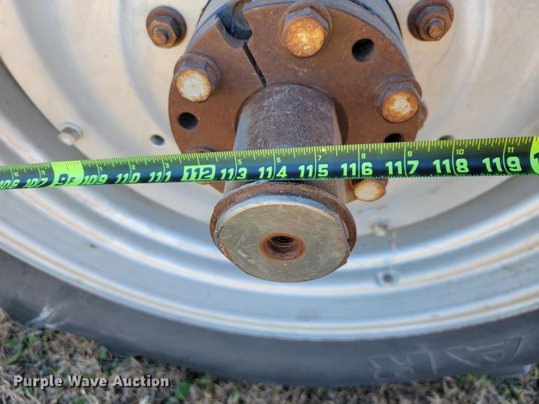 image for item IX9565 2003 Case IH MXM155  tractor