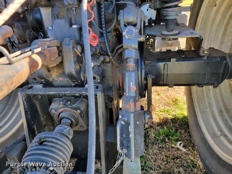 image for item IX9565 2003 Case IH MXM155  tractor