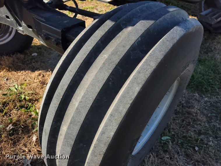 image for item IX9565 2003 Case IH MXM155  tractor