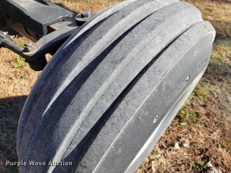 image for item IX9565 2003 Case IH MXM155  tractor