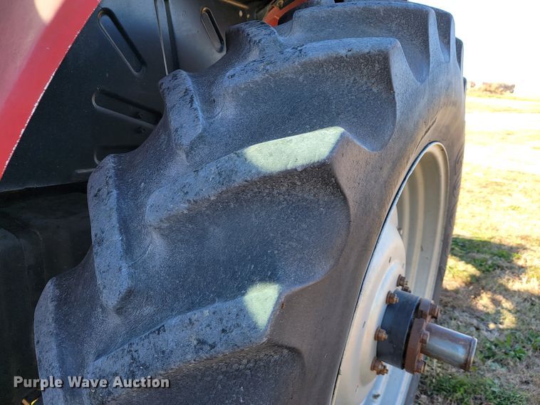 image for item IX9565 2003 Case IH MXM155  tractor