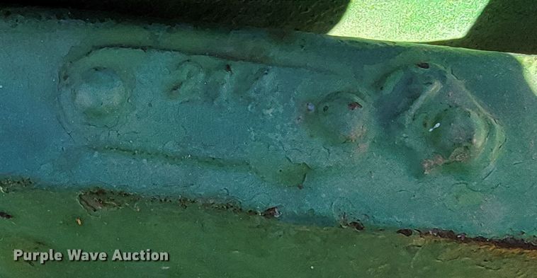 image for item IX9568 John Deere 4010  tractor