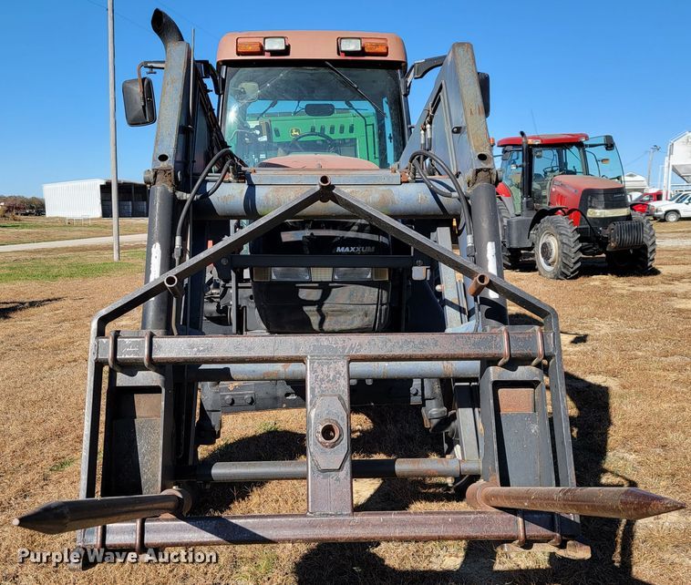 image for item IX9570 1998 Case IH MX120  tractor