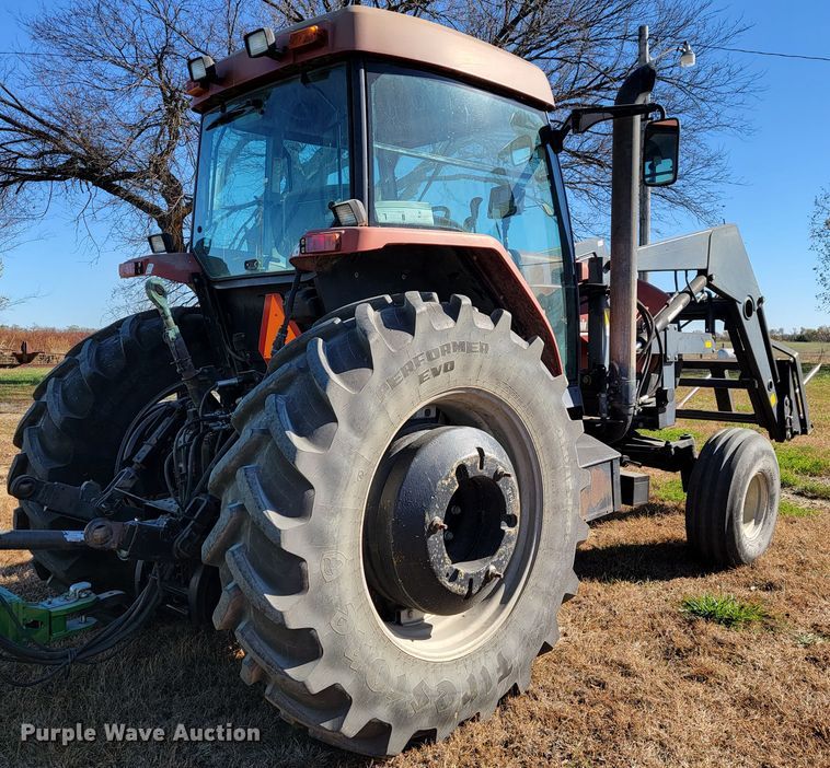 image for item IX9570 1998 Case IH MX120  tractor
