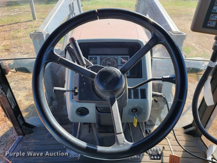 image for item IX9570 1998 Case IH MX120  tractor