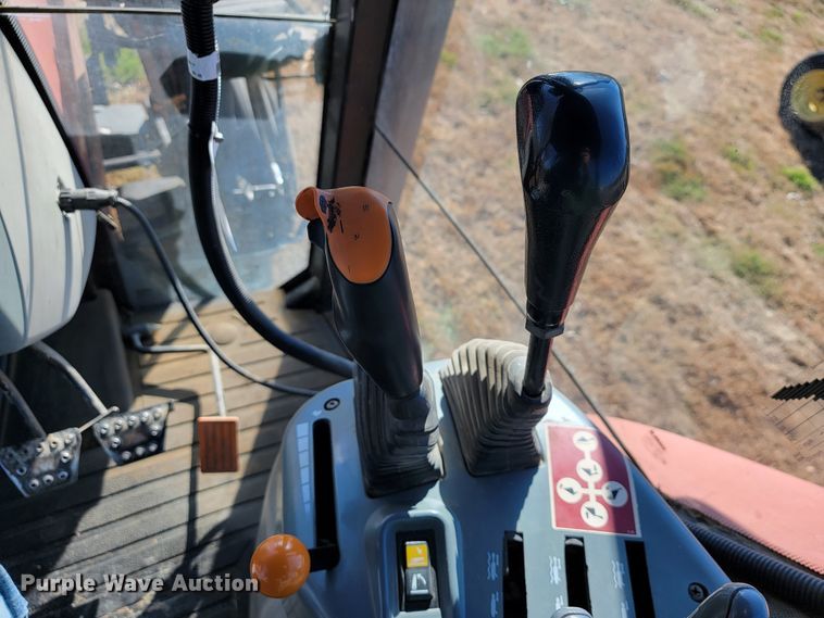 image for item IX9570 1998 Case IH MX120  tractor