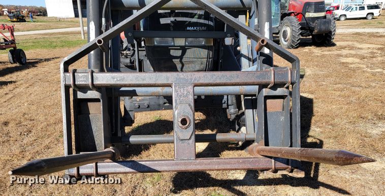 image for item IX9570 1998 Case IH MX120  tractor