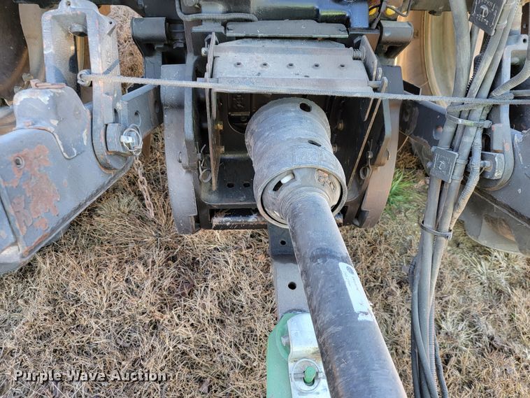 image for item IX9570 1998 Case IH MX120  tractor