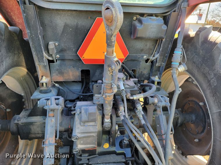 image for item IX9570 1998 Case IH MX120  tractor