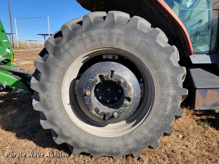 image for item IX9570 1998 Case IH MX120  tractor