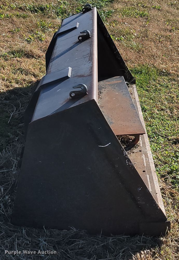 image for item IX9570 1998 Case IH MX120  tractor