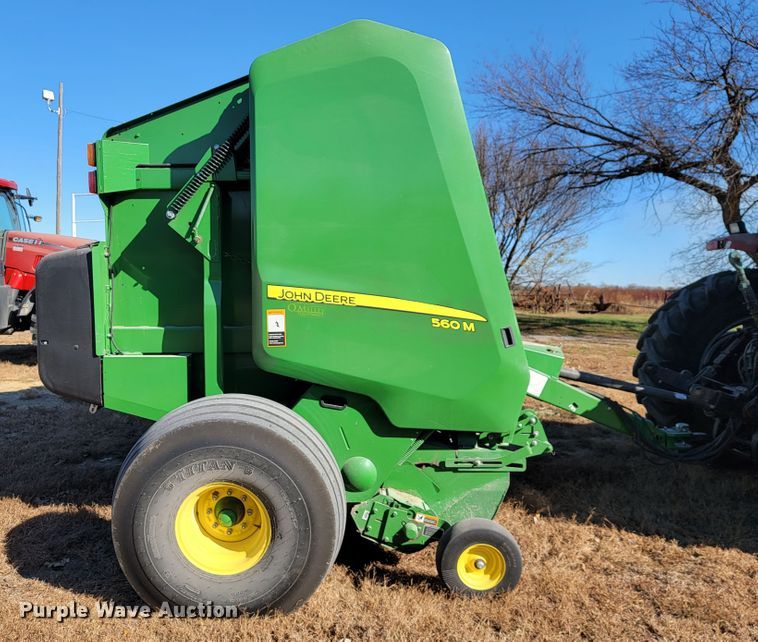 image for item IX9571 2018 John Deere 560M  round baler