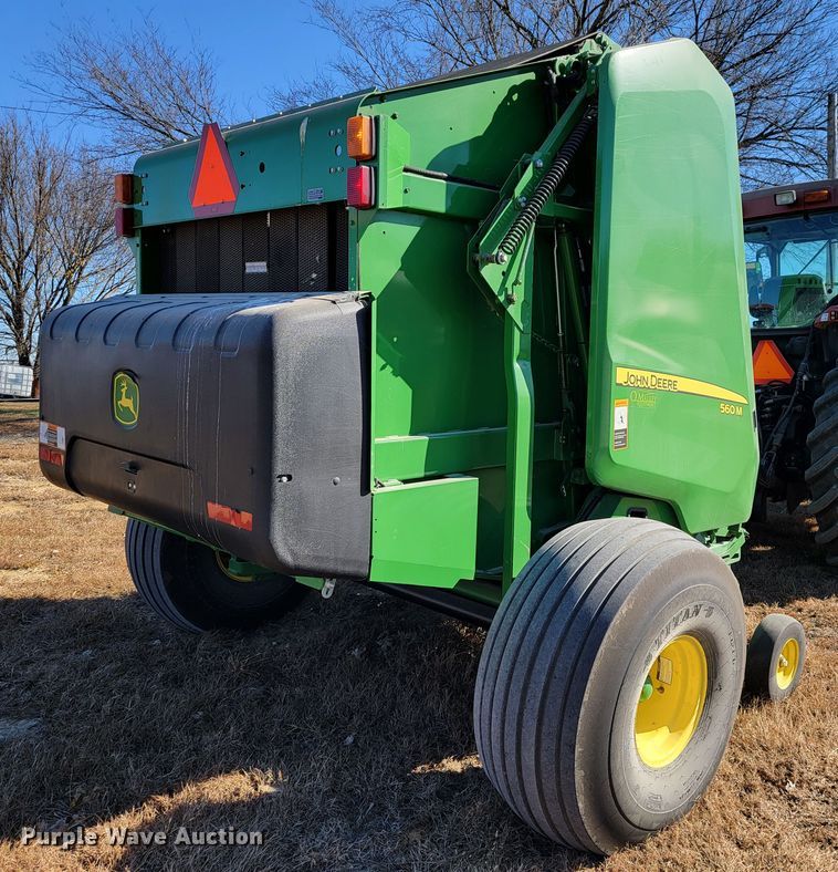 image for item IX9571 2018 John Deere 560M  round baler