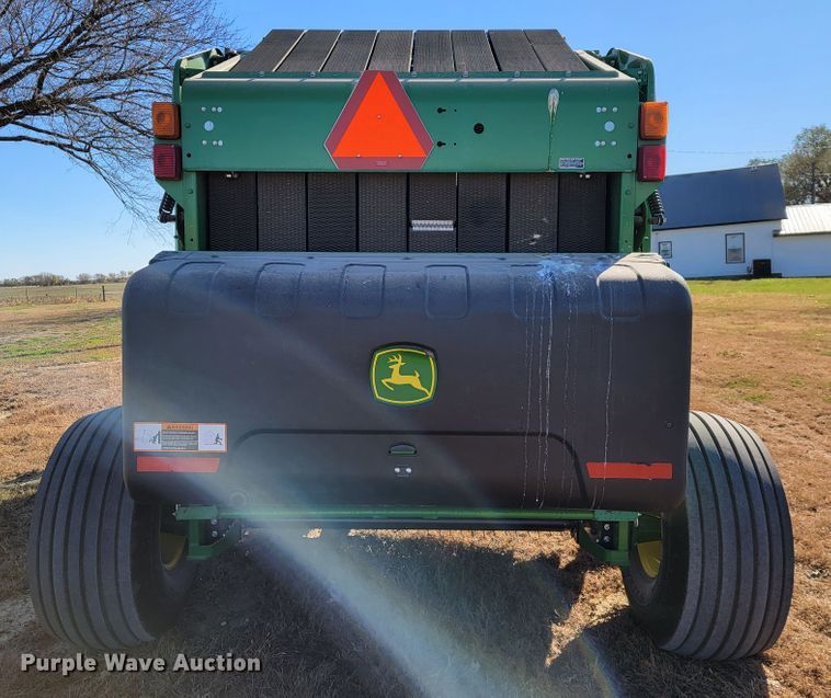 image for item IX9571 2018 John Deere 560M  round baler