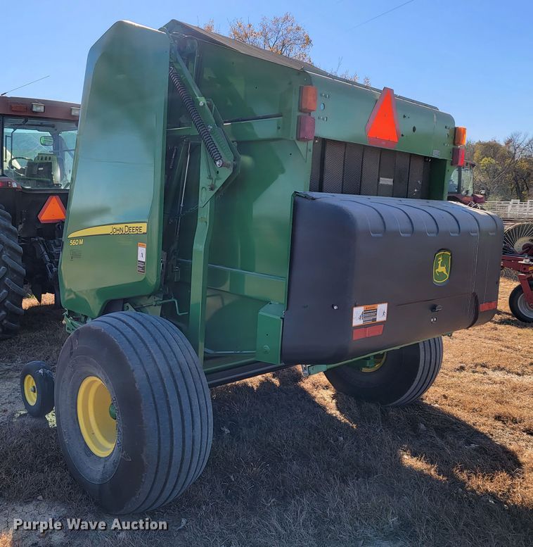 image for item IX9571 2018 John Deere 560M  round baler