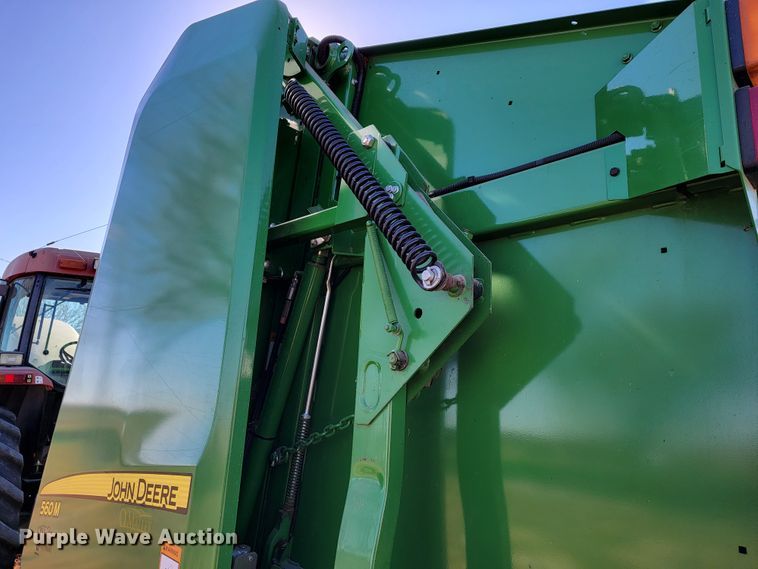 image for item IX9571 2018 John Deere 560M  round baler