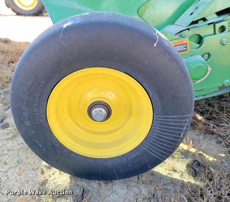 image for item IX9571 2018 John Deere 560M  round baler
