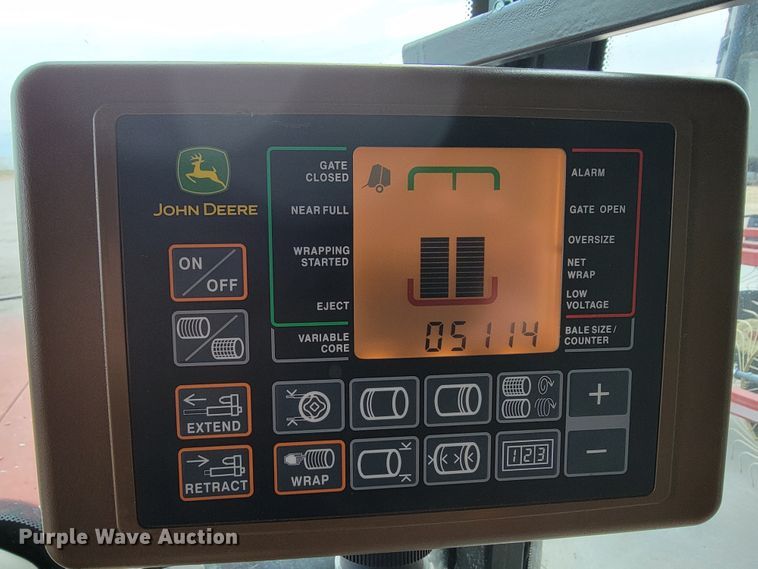 image for item IX9571 2018 John Deere 560M  round baler