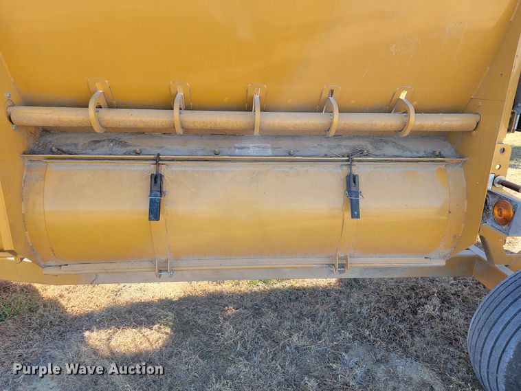 image for item IX9572 Duratech HayBuster 2650  bale processor