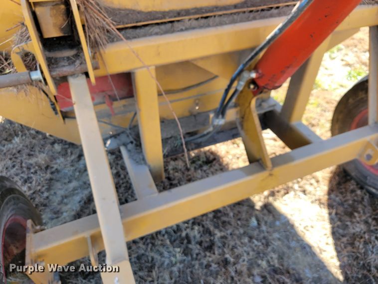 image for item IX9572 Duratech HayBuster 2650  bale processor