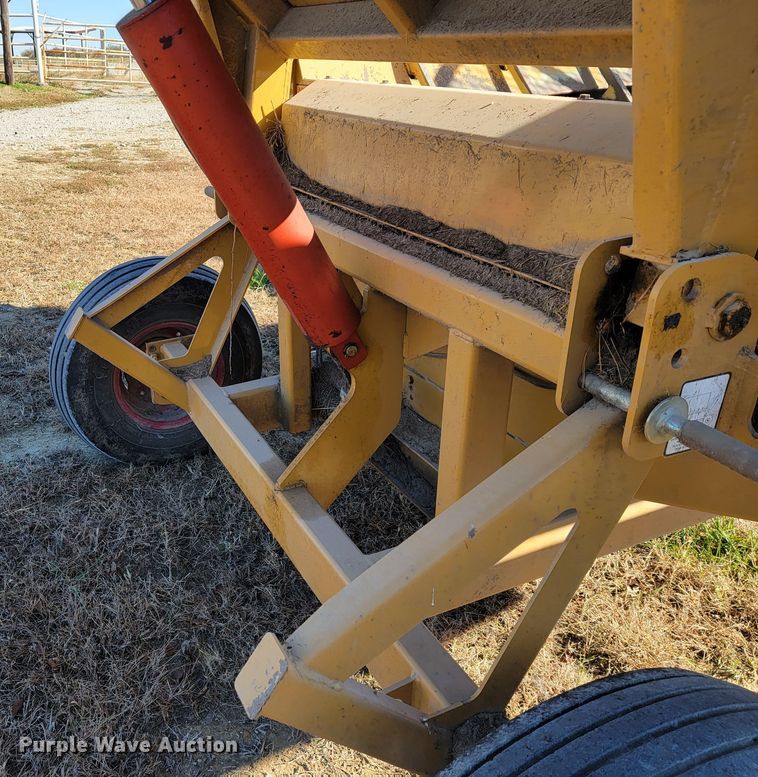 image for item IX9572 Duratech HayBuster 2650  bale processor