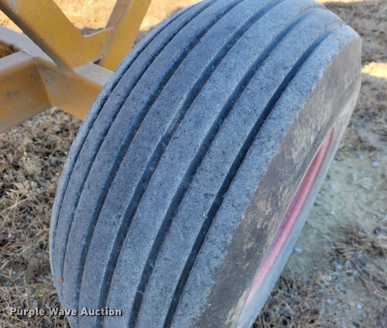 image for item IX9572 Duratech HayBuster 2650  bale processor