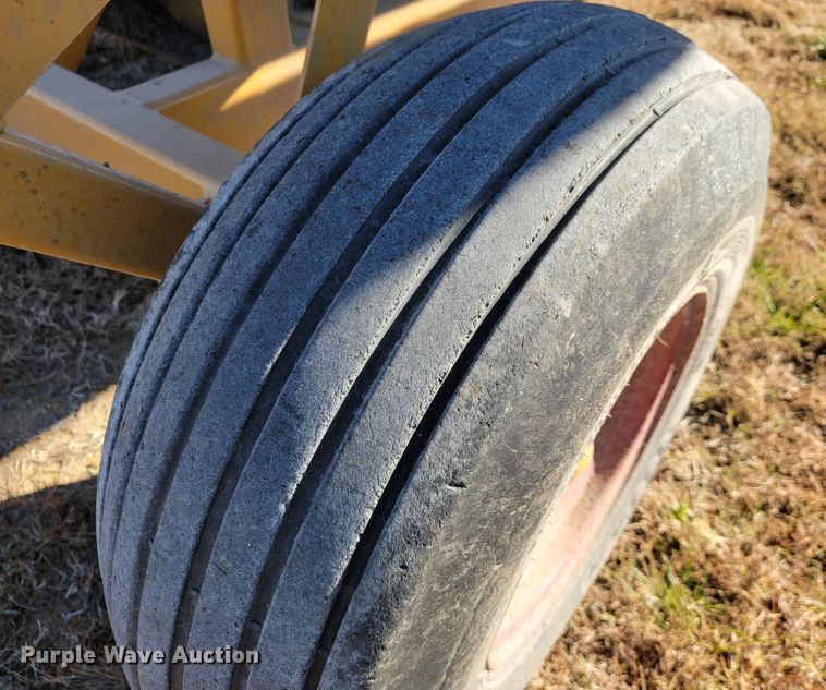 image for item IX9572 Duratech HayBuster 2650  bale processor