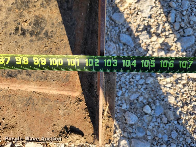 image for item IX9574 2014 New Holland T7.220  MFWD tractor