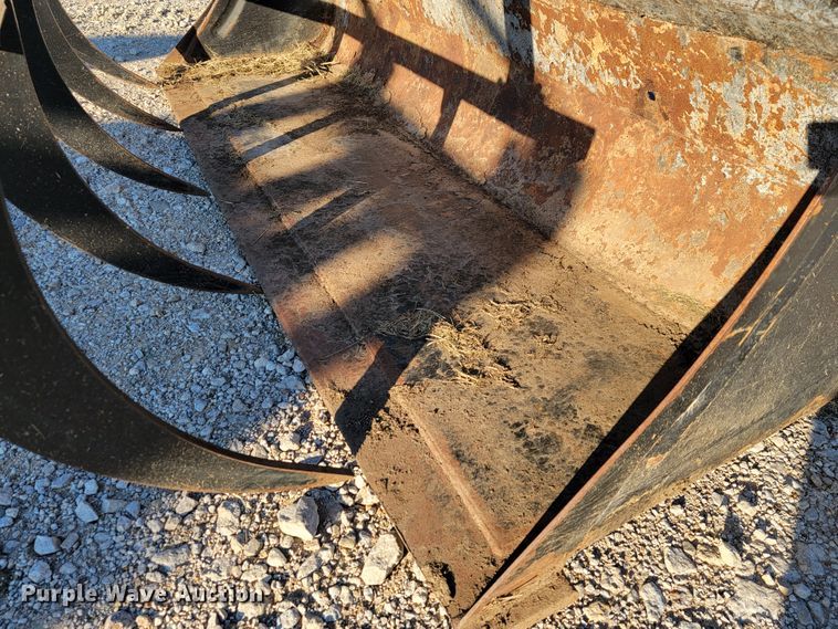 image for item IX9574 2014 New Holland T7.220  MFWD tractor