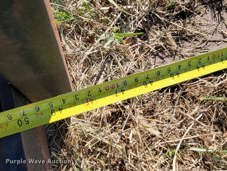 image for item IX9574 2014 New Holland T7.220  MFWD tractor