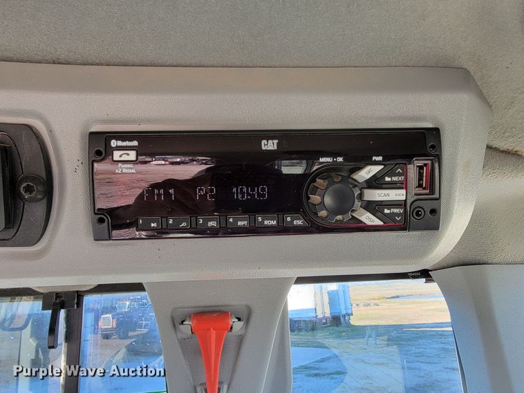 image for item IX9576 2016 Caterpillar 926M  high lift wheel loader