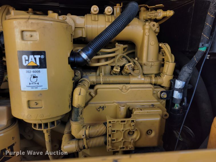 image for item IX9576 2016 Caterpillar 926M  high lift wheel loader