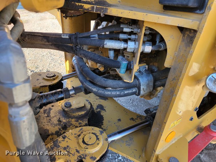 image for item IX9576 2016 Caterpillar 926M  high lift wheel loader
