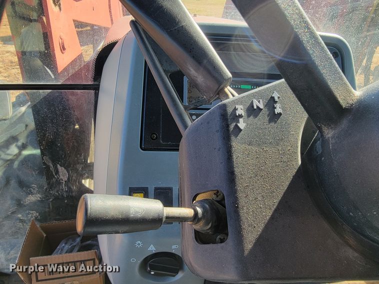 image for item IX9577 2001 Case IH MX110  MFWD tractor